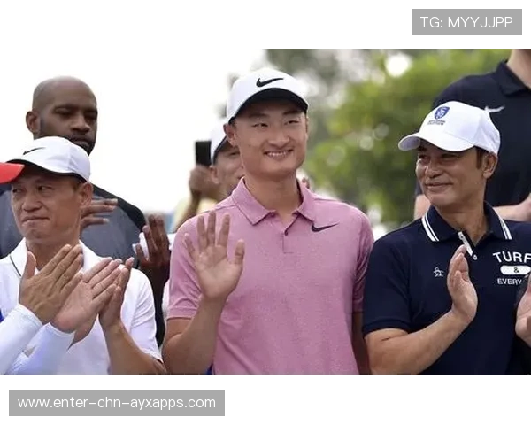 中泰高尔夫慈善赛暖心瞬间引爆社媒